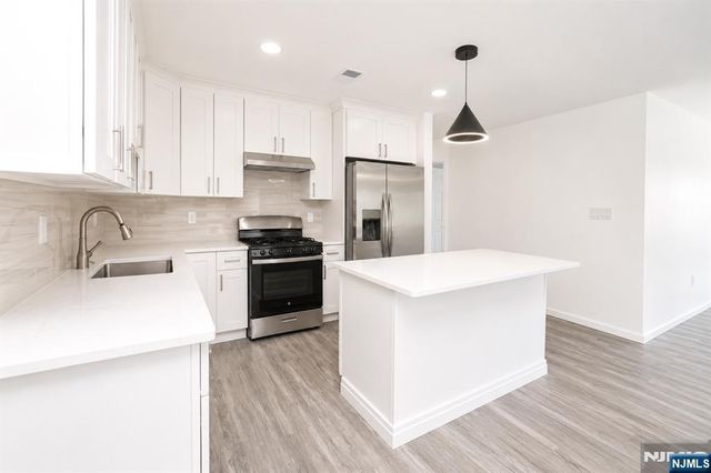 131 Lindsley Place, East Orange, NJ 07017