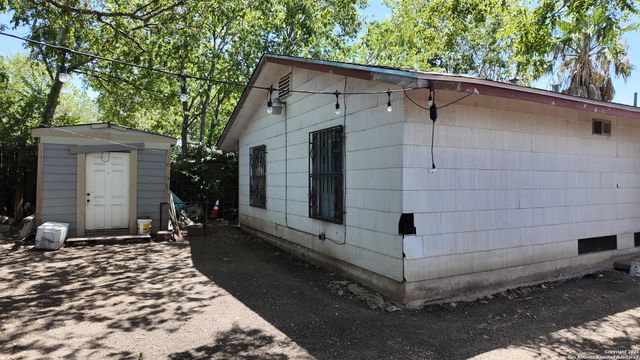 8416 Hidden Bow, San Antonio, TX 78242