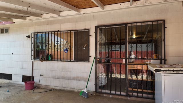8416 Hidden Bow, San Antonio, TX 78242