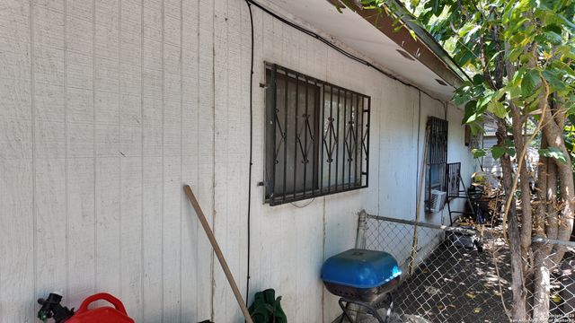 8416 Hidden Bow, San Antonio, TX 78242