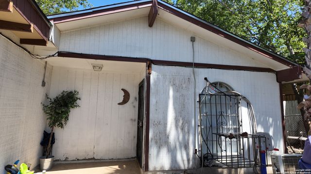 8416 Hidden Bow, San Antonio, TX 78242