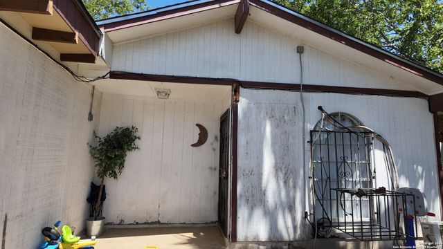 8416 Hidden Bow, San Antonio, TX 78242