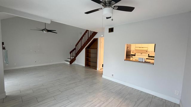 9117 Green Meadows Way, Palm Beach Gardens, FL 33418