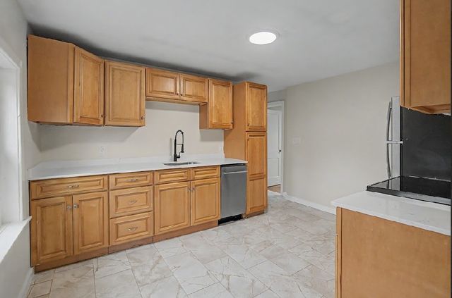 69 Hull Street, Warwick, RI 02888