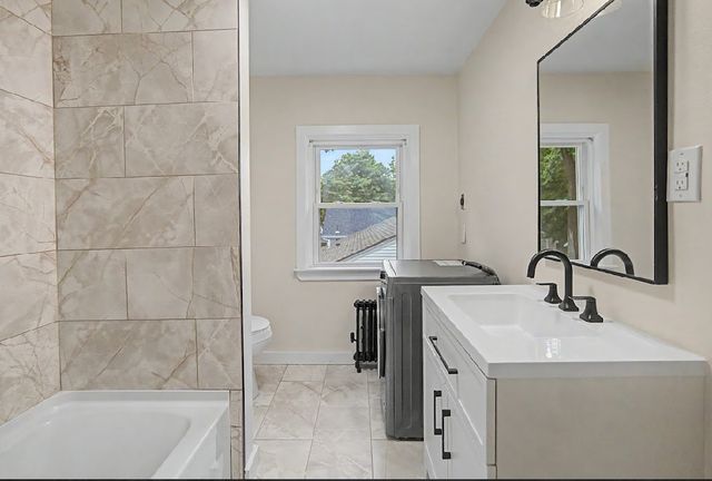 69 Hull Street, Warwick, RI 02888