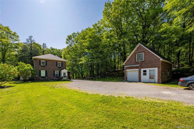 43 Leslie Road, Newburgh, NY 12550