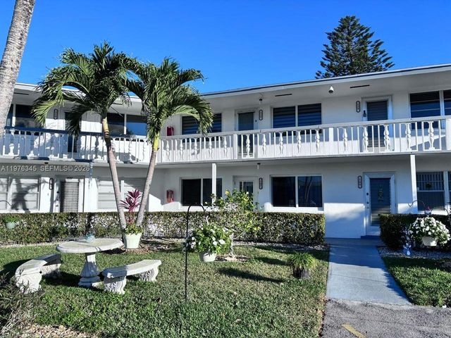 118 Northampton F 118, West Palm Beach, FL 33417