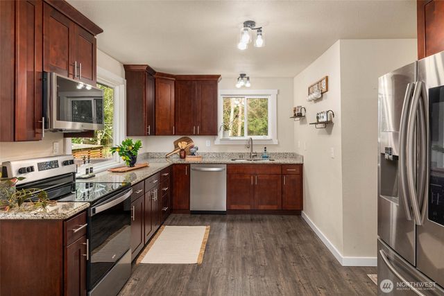 3017 SE Camano Drive, Camano Island, WA 98282