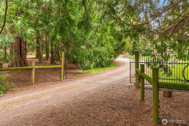 3017 SE Camano Drive, Camano Island, WA 98282