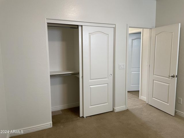 23130 N 40TH Place, Phoenix, AZ 85050