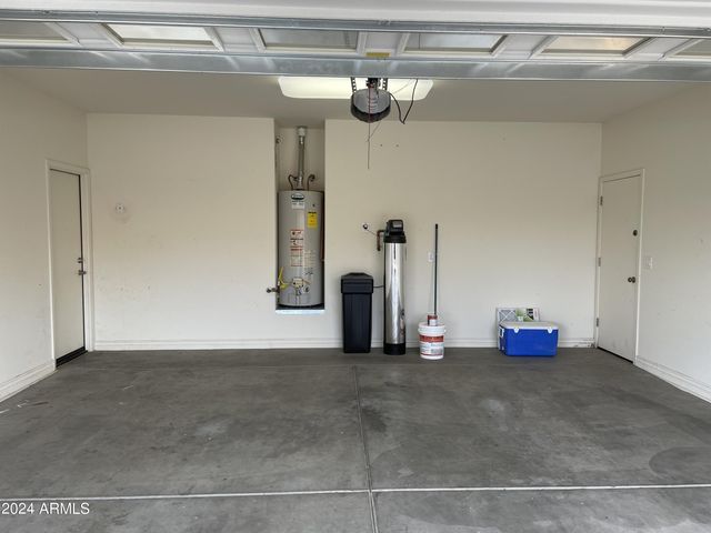 23130 N 40TH Place, Phoenix, AZ 85050