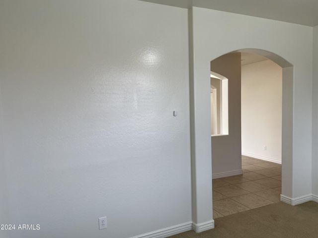 23130 N 40TH Place, Phoenix, AZ 85050