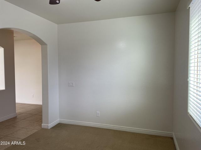 23130 N 40TH Place, Phoenix, AZ 85050