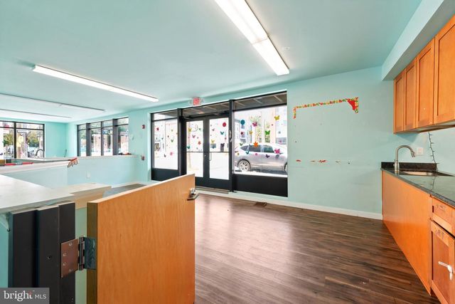 512-18 E GIRARD AVE, Philadelphia, PA 19124