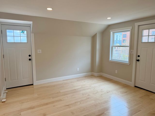 15 River Street 2, Beverly, MA 01915