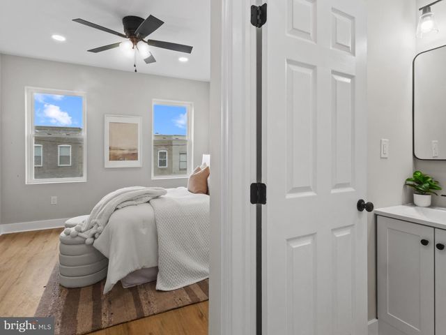 5 N CLINTON ST, Baltimore, MD 21224