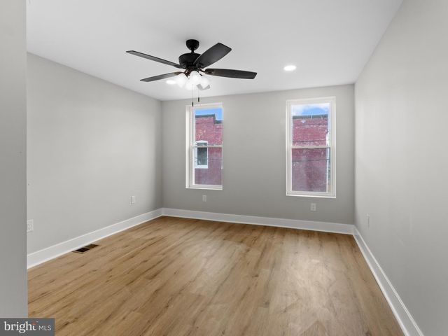 5 N CLINTON ST, Baltimore, MD 21224