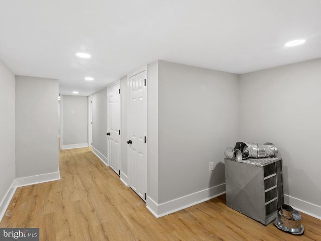 5 N CLINTON ST, Baltimore, MD 21224