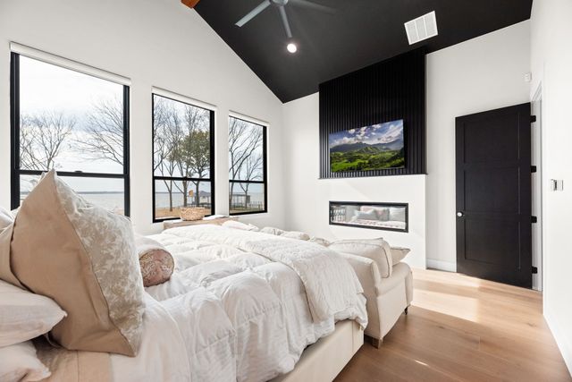 1196 The Shores Drive, Corsicana, TX 75109