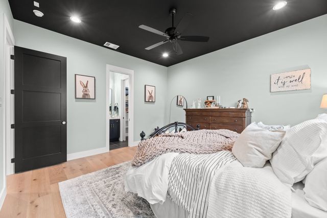 1196 The Shores Drive, Corsicana, TX 75109