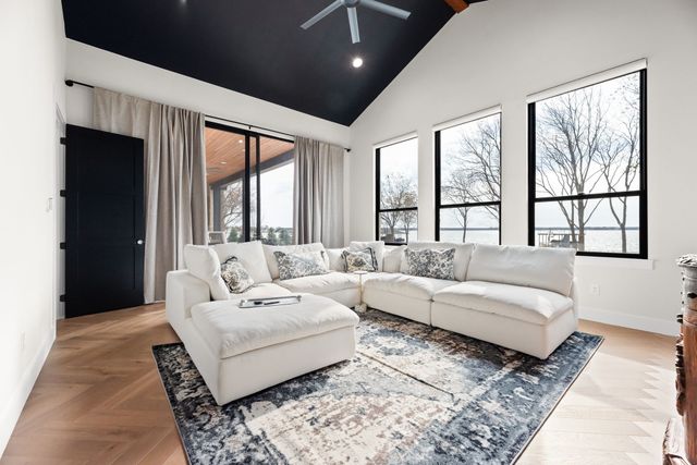 1196 The Shores Drive, Corsicana, TX 75109