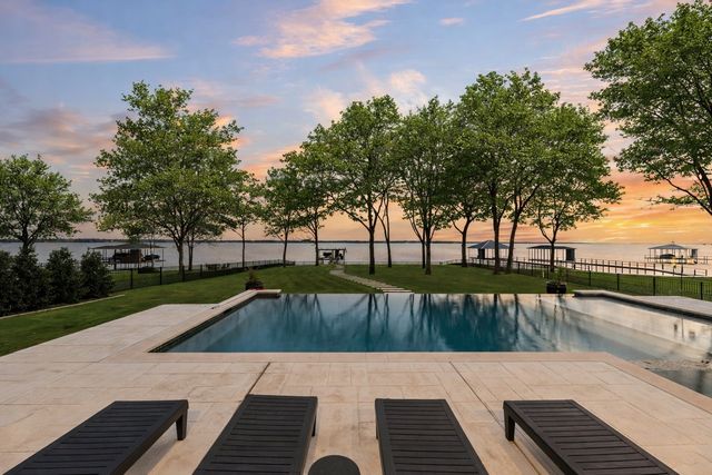 1196 The Shores Drive, Corsicana, TX 75109