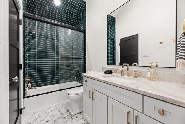 1196 The Shores Drive, Corsicana, TX 75109