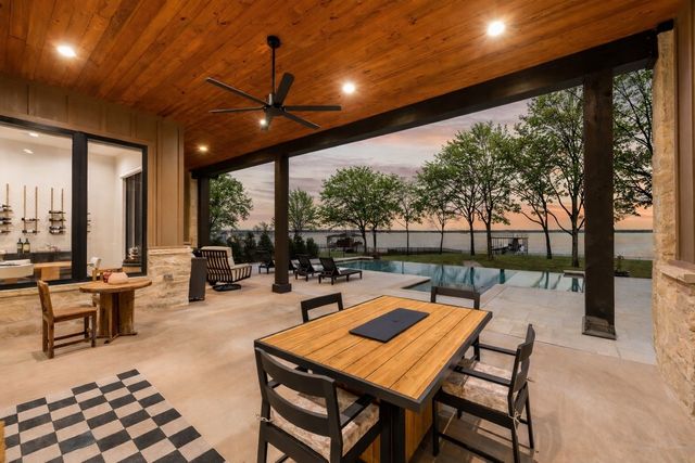 1196 The Shores Drive, Corsicana, TX 75109