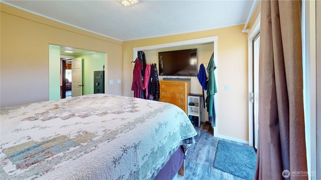 79 Duck Lake Road, Omak, WA 98841