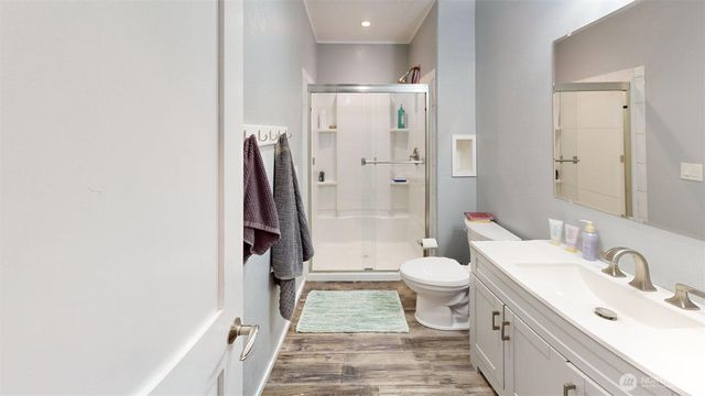 79 Duck Lake Road, Omak, WA 98841