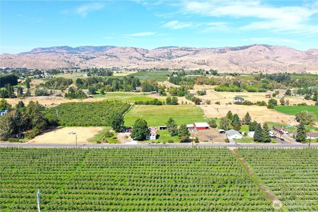 79 Duck Lake Road, Omak, WA 98841