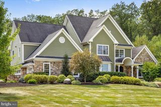 29 TUMBLE FALLS RD, Stockton, NJ 08559