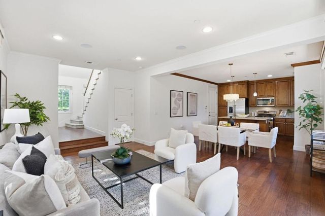 1613 Kentfield, Redwood City, CA 94061