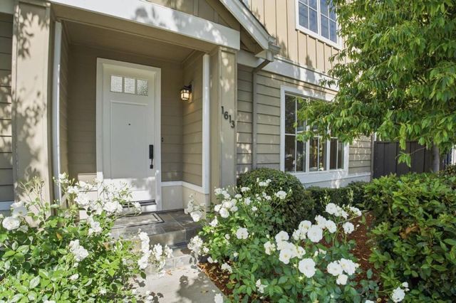 1613 Kentfield, Redwood City, CA 94061