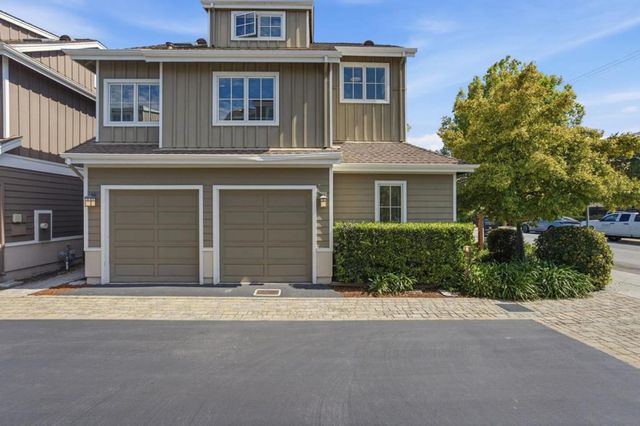 1613 Kentfield, Redwood City, CA 94061