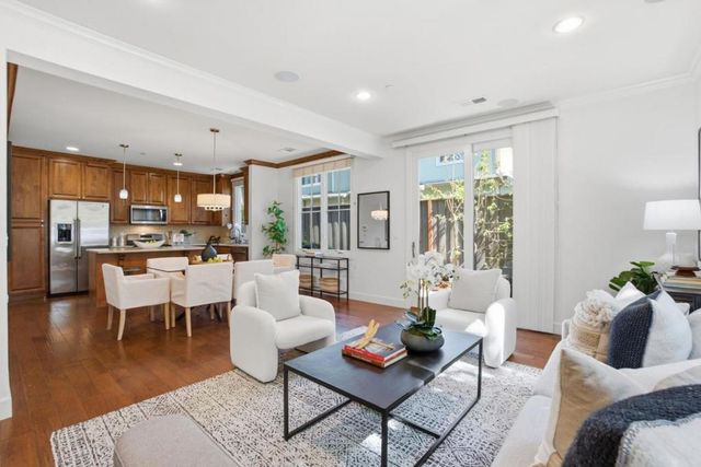 1613 Kentfield, Redwood City, CA 94061