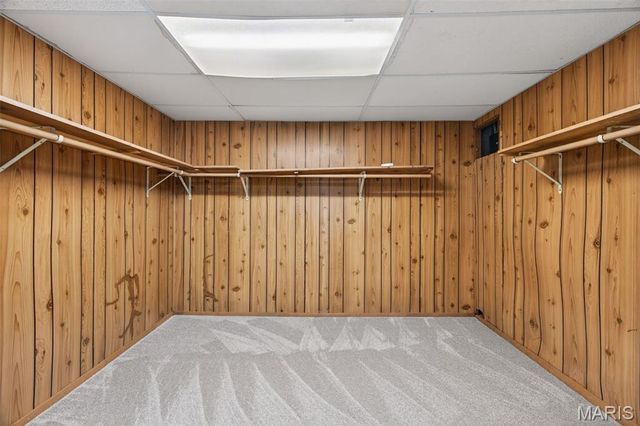 525 Fox Crest Drive, Hazelwood, MO 63042