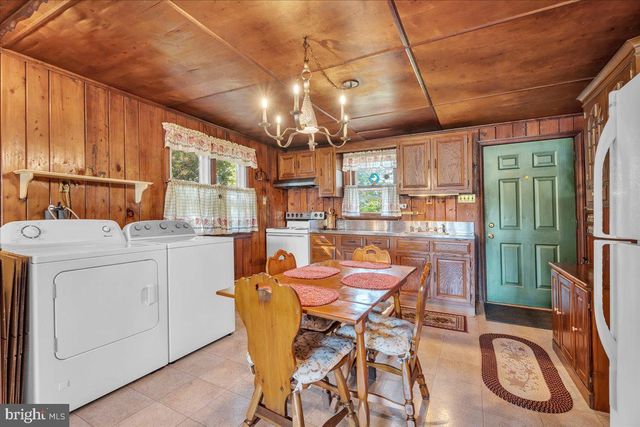 3308 S SHORE DR, Williamstown, NJ 08094