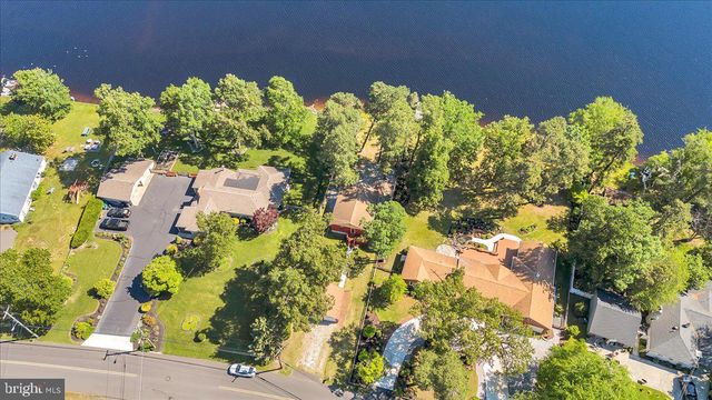3308 S SHORE DR, Williamstown, NJ 08094