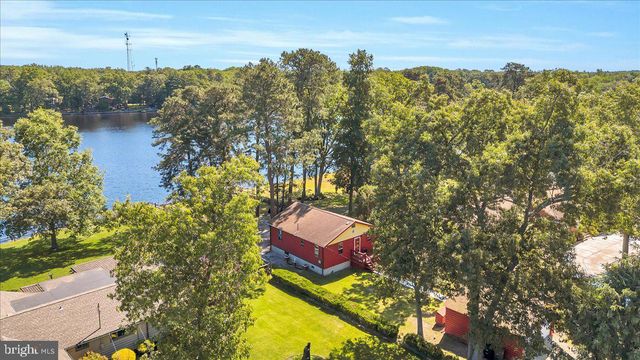 3308 S SHORE DR, Williamstown, NJ 08094