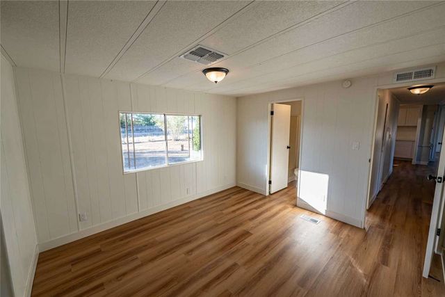 2600 E McVicar Avenue, Kingman, AZ 86409