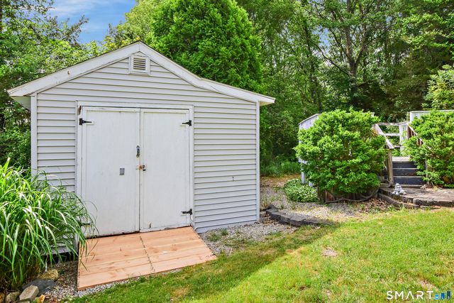 289 Salem Turnpike, Norwich, CT 06360