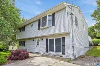 289 Salem Turnpike, Norwich, CT 06360