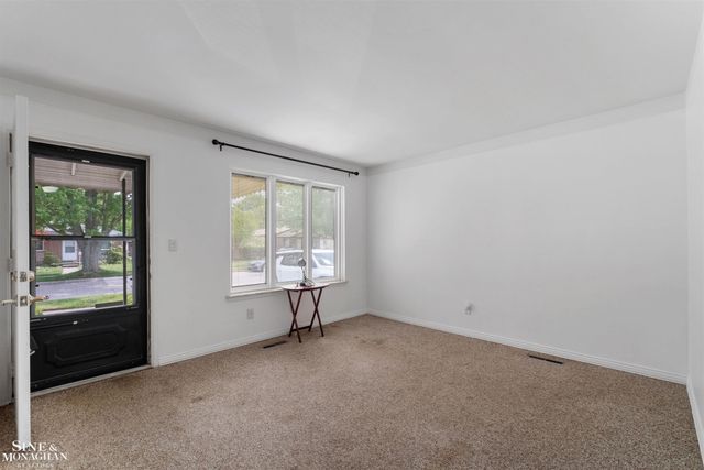 19655 Opal Street, Clinton Twp, MI 48035
