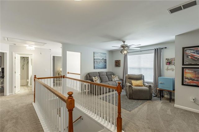 933 Cruce Lake Drive, Hoschton, GA 30548
