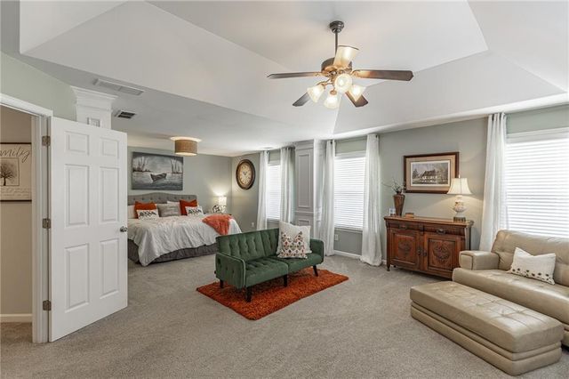 933 Cruce Lake Drive, Hoschton, GA 30548