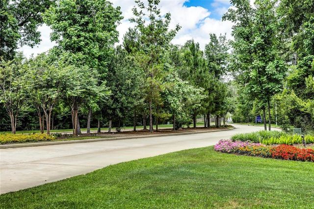 3074 Mallorca Drive, Conroe, TX 77301