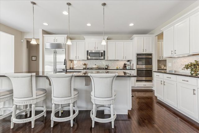 23561 N Sanctuary Club Drive, Kildeer, IL 60047