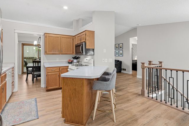2060 121st Lane NW, Coon Rapids, MN 55448