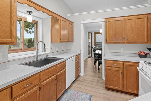 2060 121st Lane NW, Coon Rapids, MN 55448